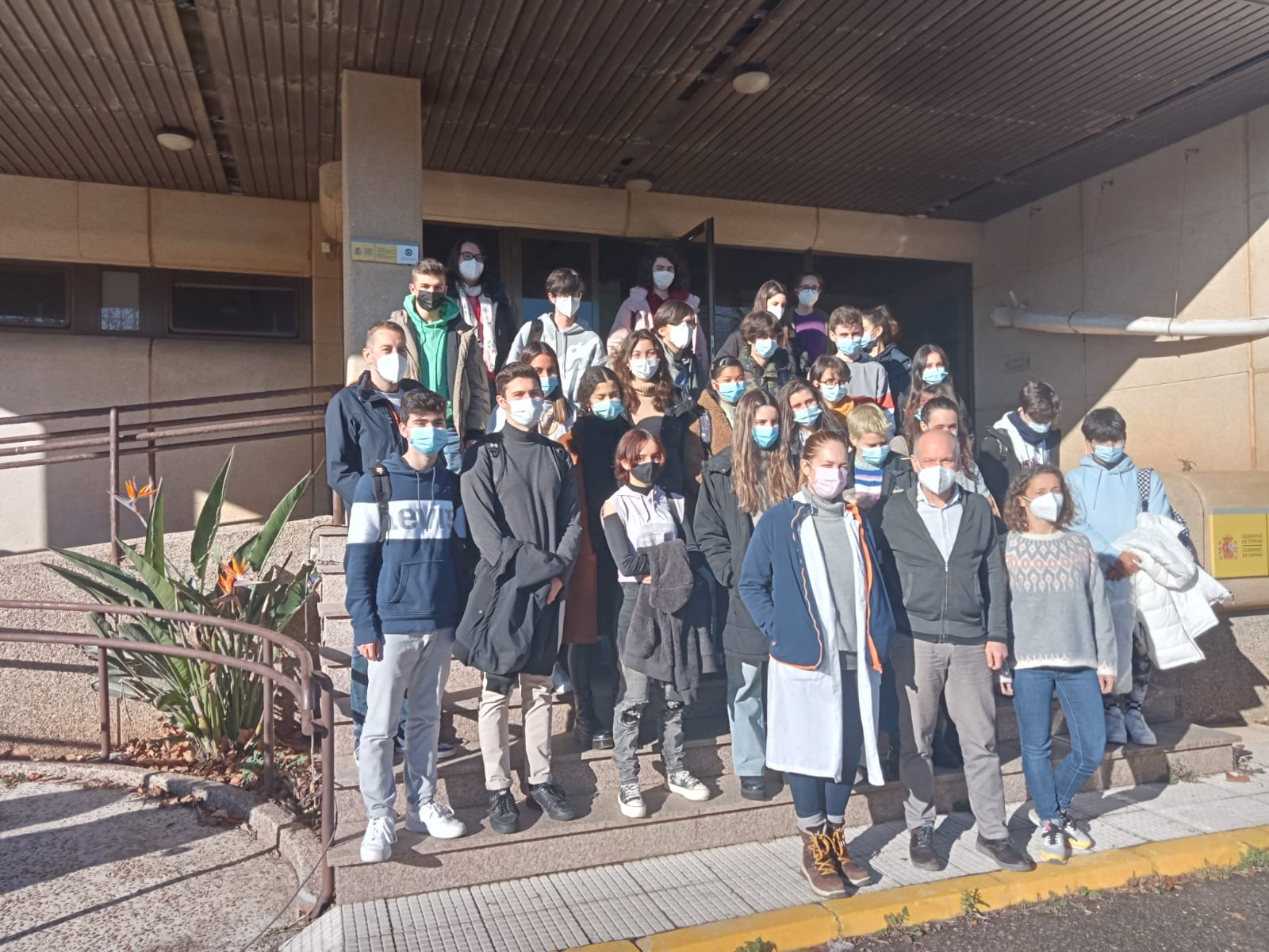 Los alumnos STEMBach visitan las instalaciones del Centro Oceanográfico de Vigo en el Día de la Acuicultura