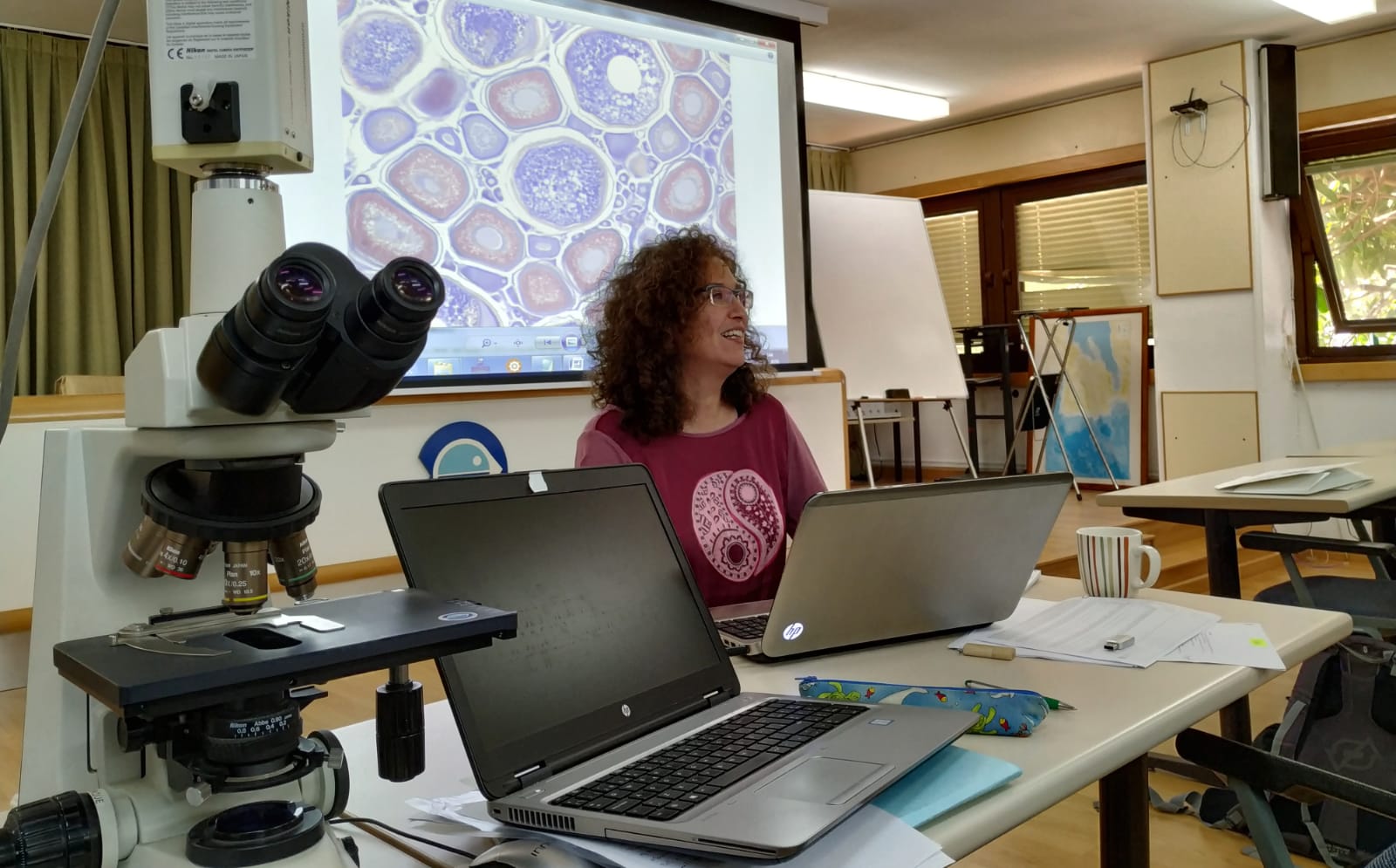 Samar Saber, científica del Equipo de Túnidos del Centro Oceanográfico de Málaga, durante la primera jornada del taller de expertos. Foto: IEO