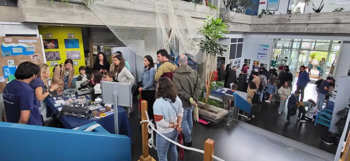 La XVI edición de la Jornada de Puertas Abiertas del Centro Oceanográfico de A Coruña se adelanta por primera vez al mes de marzo, debido a las obras de reforma integral del edificio.